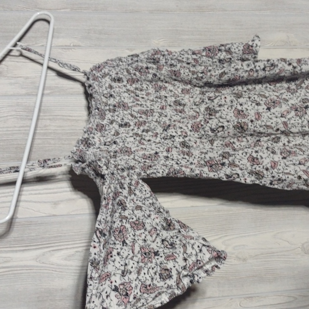 Floral & Paisley Cold Shoulder Top - Picture 8 of 14
